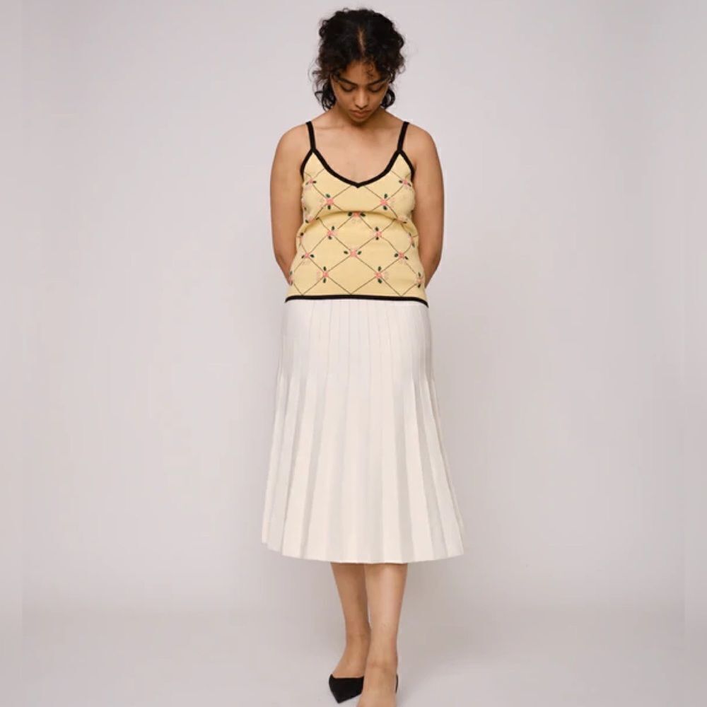 Naya Rea  Polina Vest